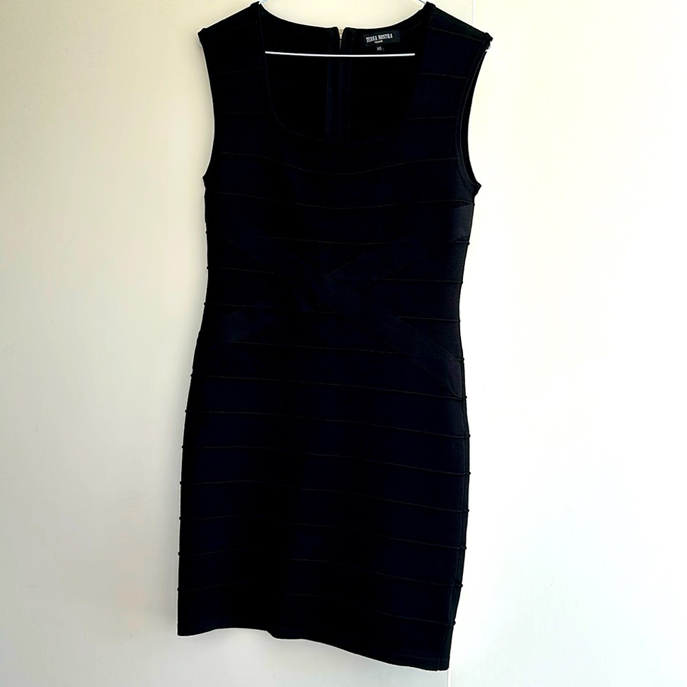Terra Nostra Black Dress Small